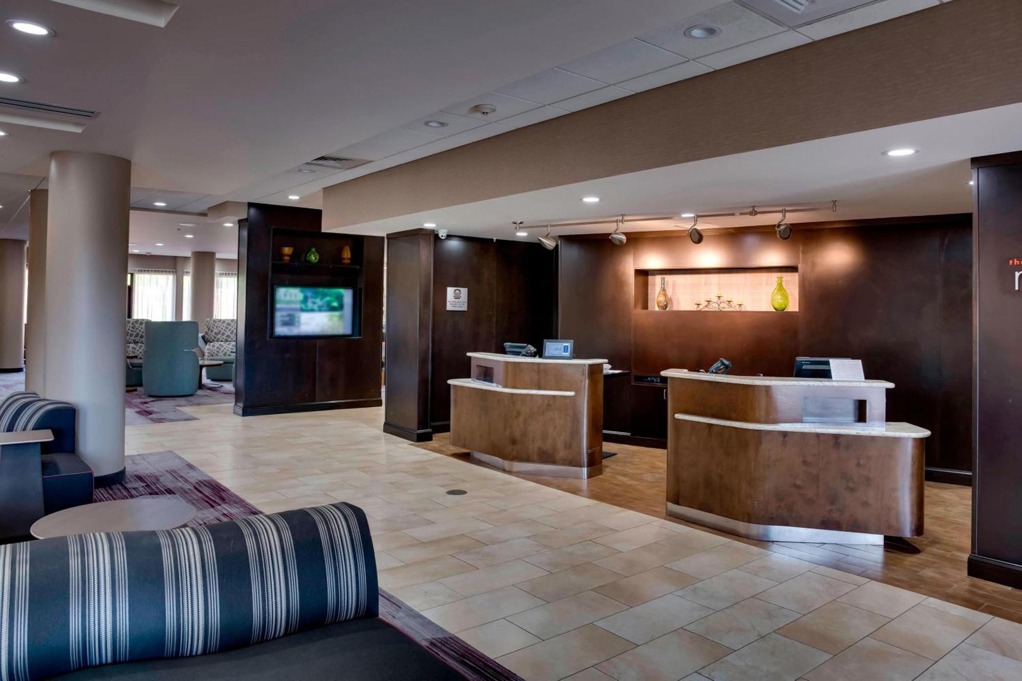Courtyard Statesville Mooresville/Lake Norman Экстерьер фото