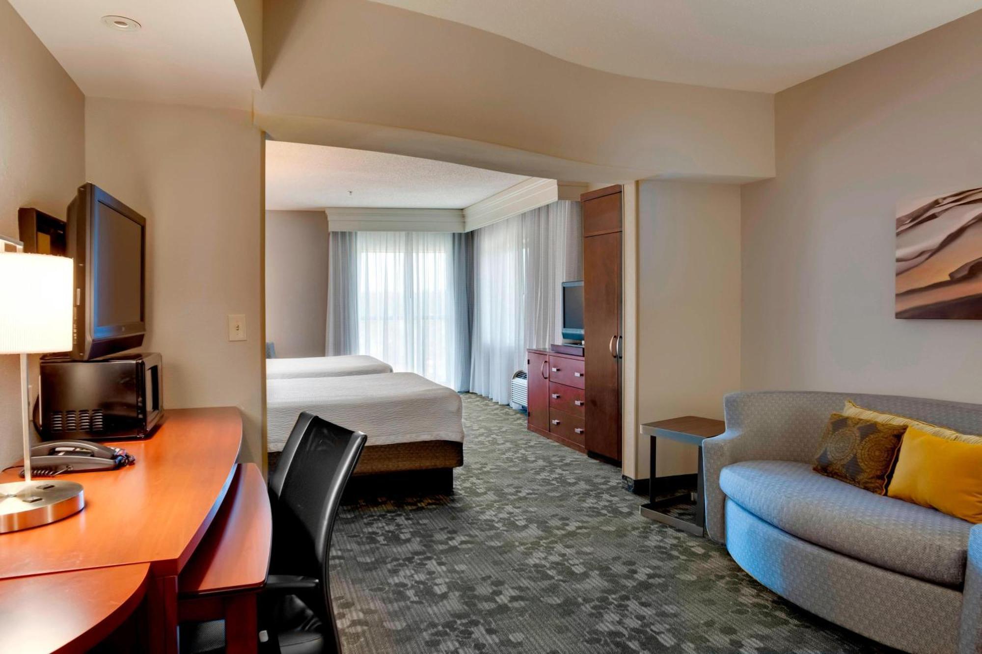 Courtyard Statesville Mooresville/Lake Norman Экстерьер фото