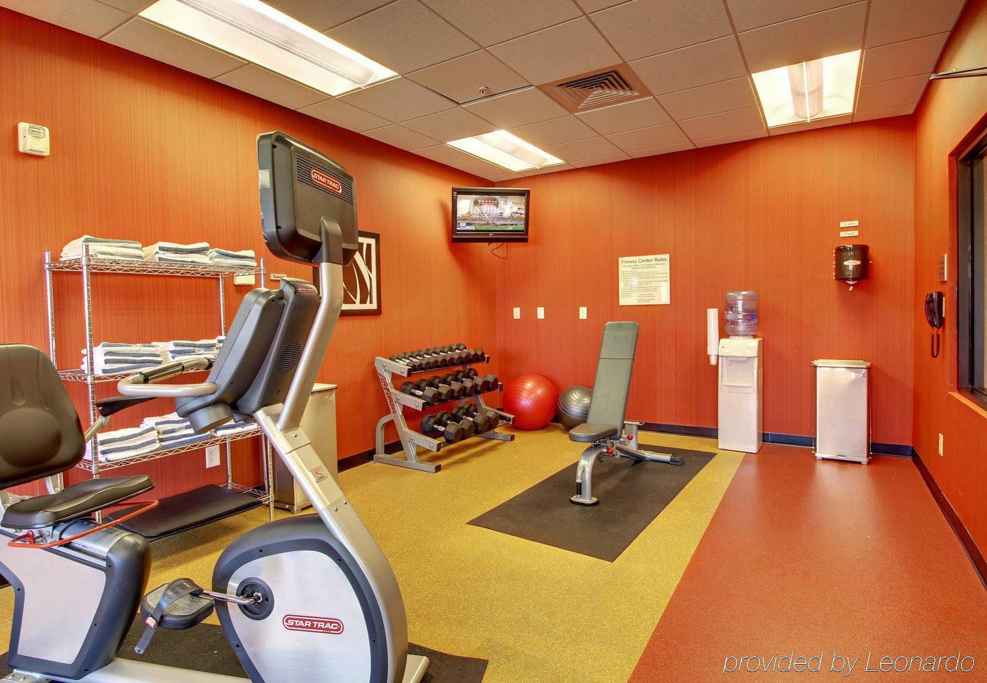 Courtyard Statesville Mooresville/Lake Norman Экстерьер фото