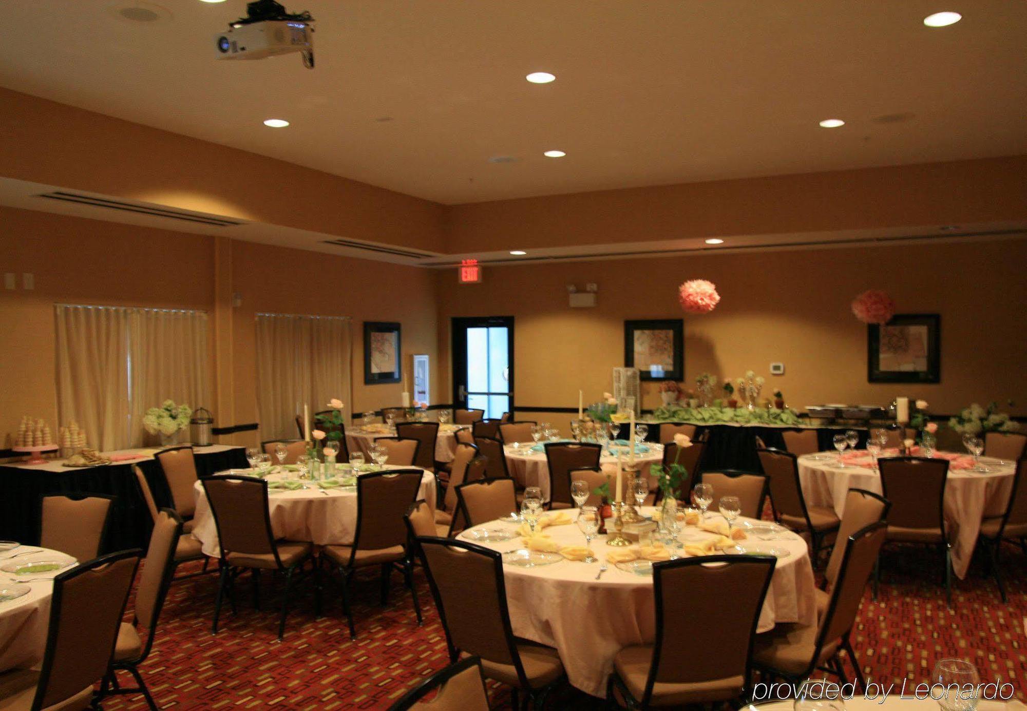 Courtyard Statesville Mooresville/Lake Norman Экстерьер фото