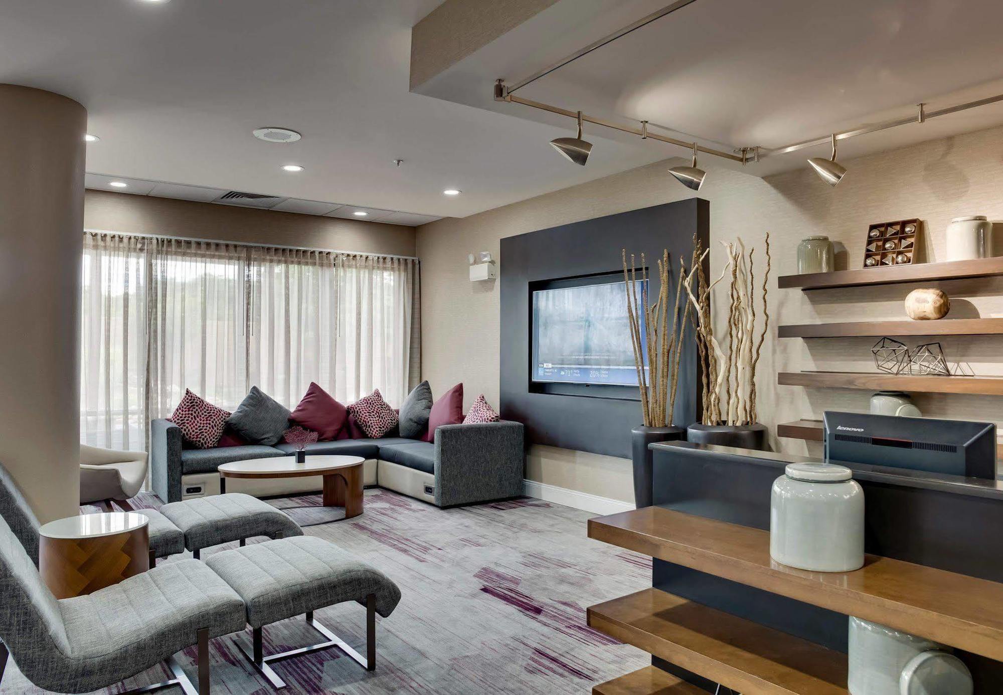 Courtyard Statesville Mooresville/Lake Norman Экстерьер фото